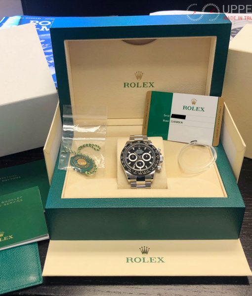 Rolex daytona chronograph 116500LN Black Dial full set box and papers warranty card